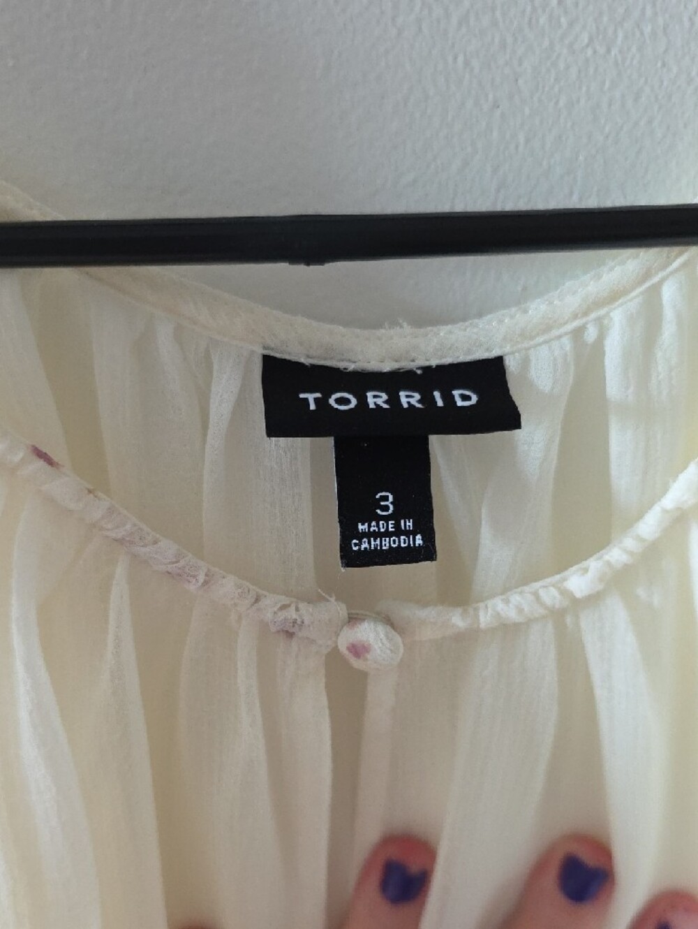 torrid Cream Floral Peasant Tunic with Pink & Lavender Accents - Picture 4 of 6